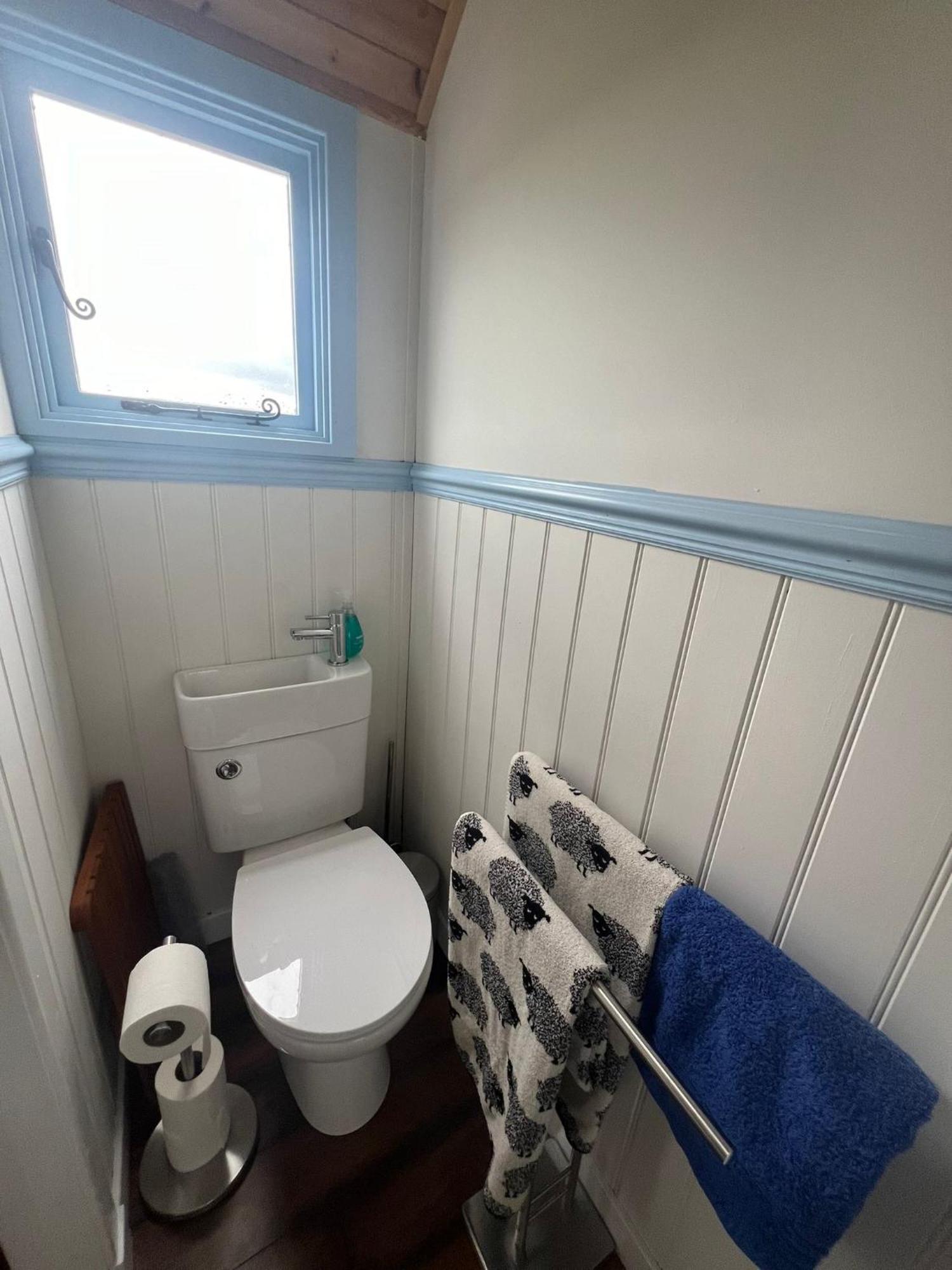 Wee Shepherds Hut Maybole Dış mekan fotoğraf